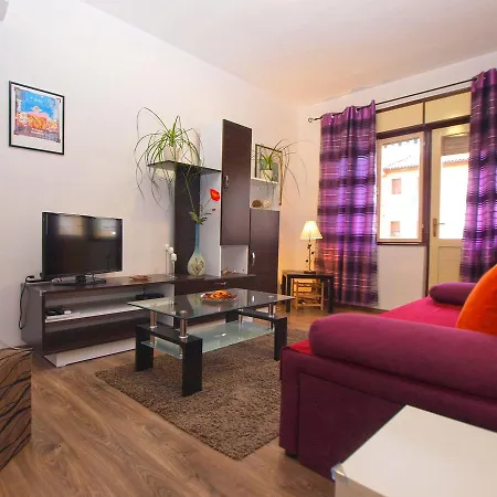 Luciano 1540 Πούλα