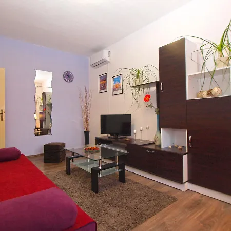 Luciano 1540 Πούλα