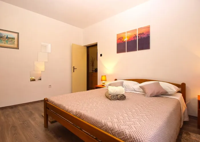 Luciano 1540 Apartman