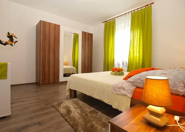 Apartment Luciano 1540 Pula